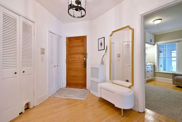 113 S Scoville Avenue 1S, Oak Park, IL 60302