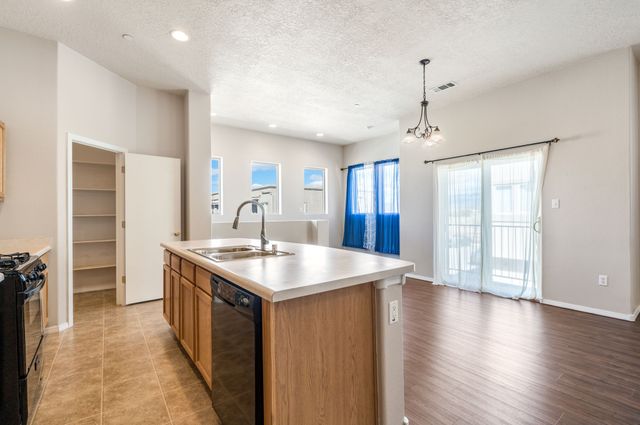 4362 San Benito Street C, Santa Fe, NM 87507