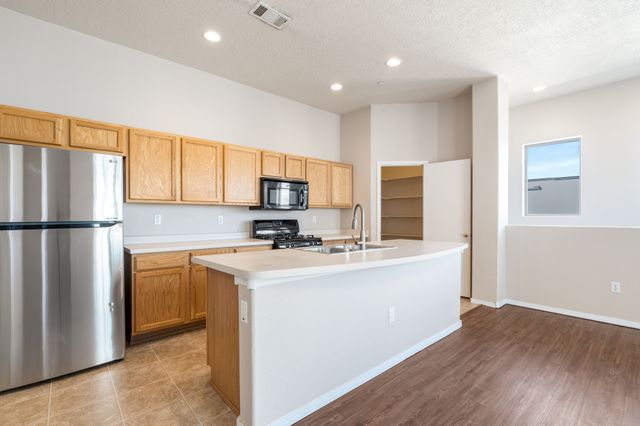 4362 San Benito Street C, Santa Fe, NM 87507