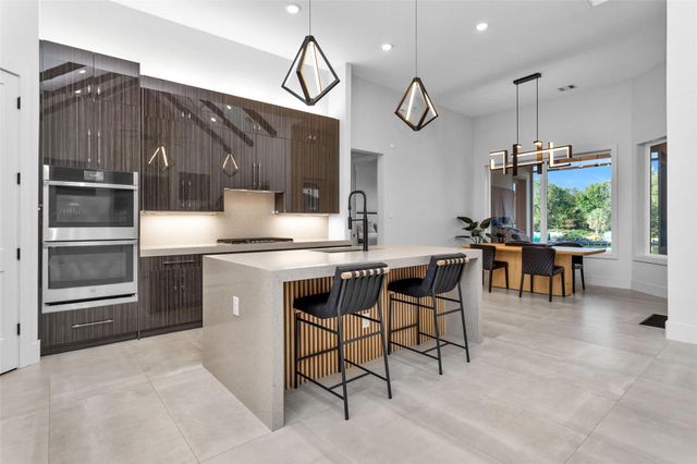 233 Blue Heron Drive, Montgomery, TX 77316