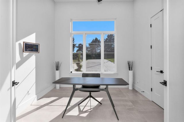 233 Blue Heron Drive, Montgomery, TX 77316