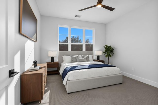 233 Blue Heron Drive, Montgomery, TX 77316