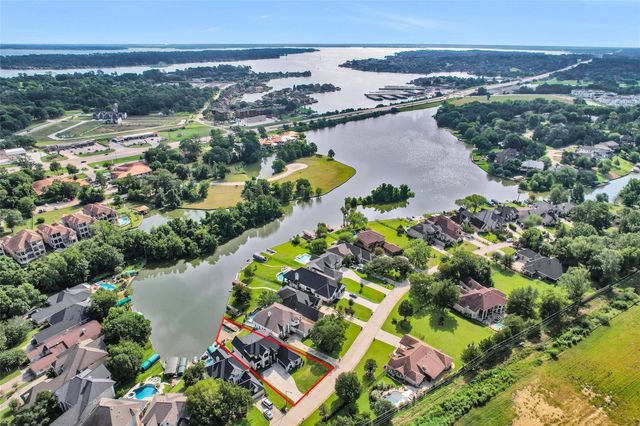 233 Blue Heron Drive, Montgomery, TX 77316