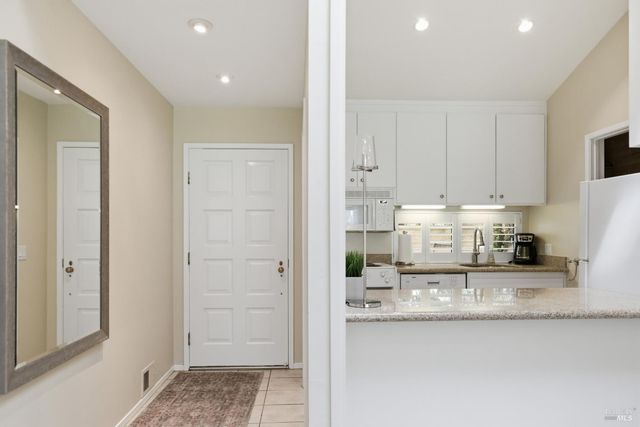 13 Fairways Dr, Napa, CA 94558