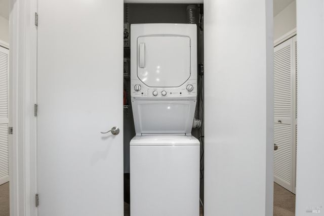 13 Fairways Dr, Napa, CA 94558