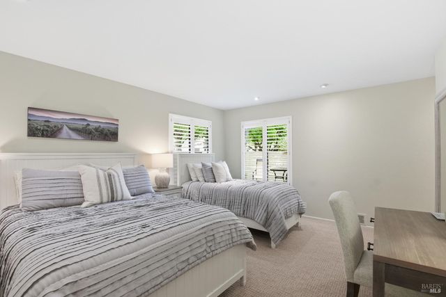 13 Fairways Dr, Napa, CA 94558