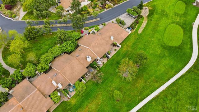 13 Fairways Dr, Napa, CA 94558