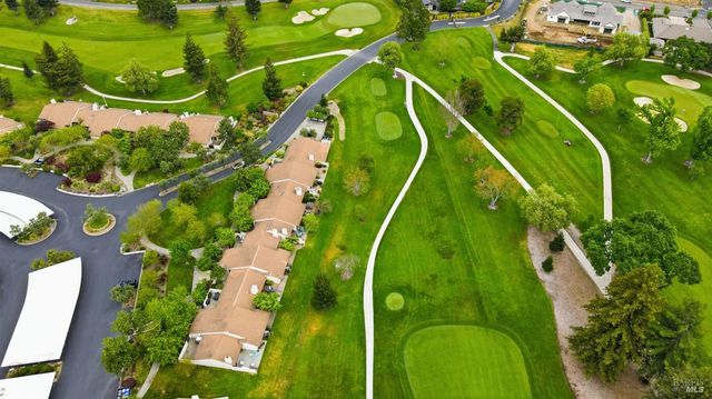 13 Fairways Dr, Napa, CA 94558