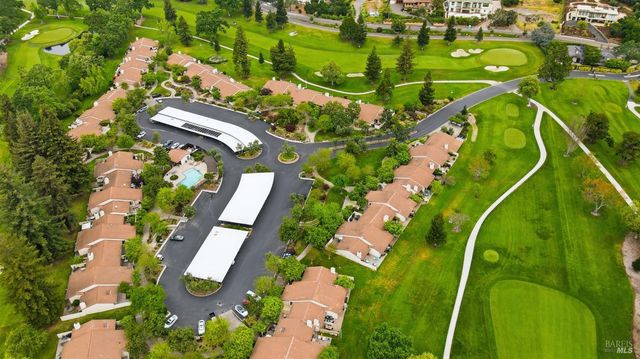 13 Fairways Dr, Napa, CA 94558