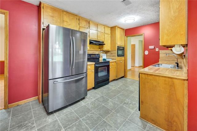 234 Glad Dale Drive SE, Conyers, GA 30094