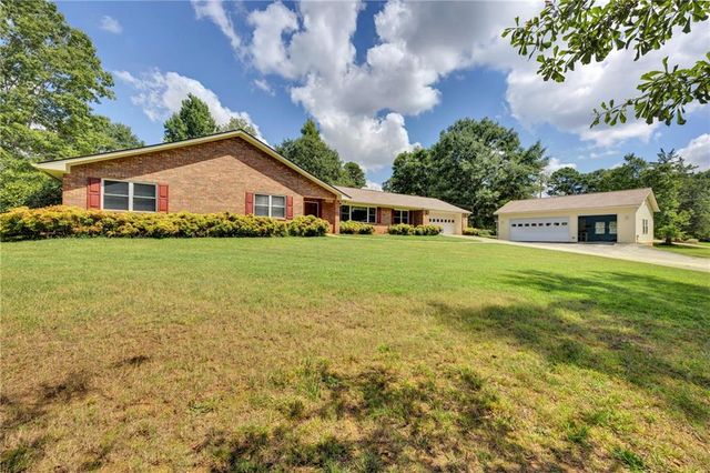 234 Glad Dale Drive SE, Conyers, GA 30094