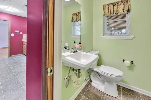 234 Glad Dale Drive SE, Conyers, GA 30094