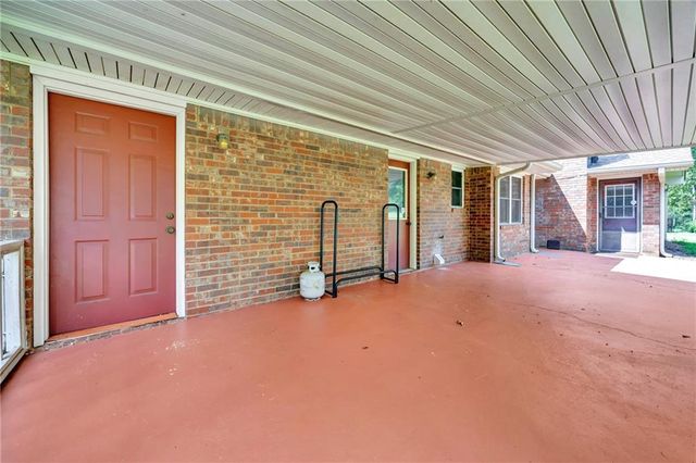 234 Glad Dale Drive SE, Conyers, GA 30094
