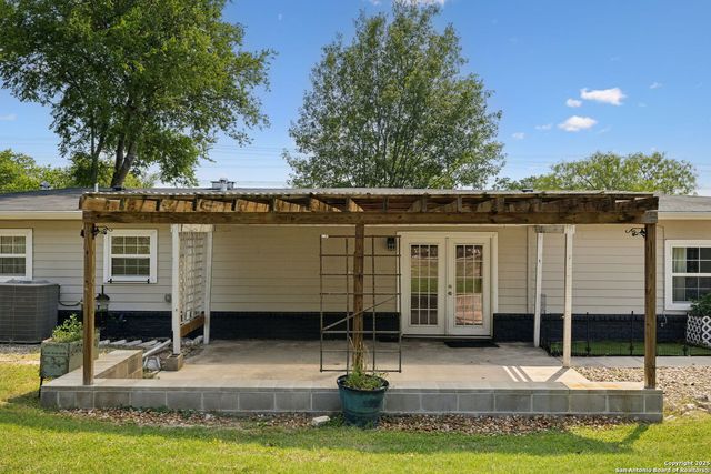 4871 Evers, San Antonio, TX 78228