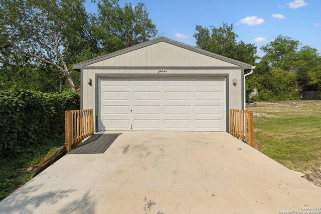 4871 Evers, San Antonio, TX 78228