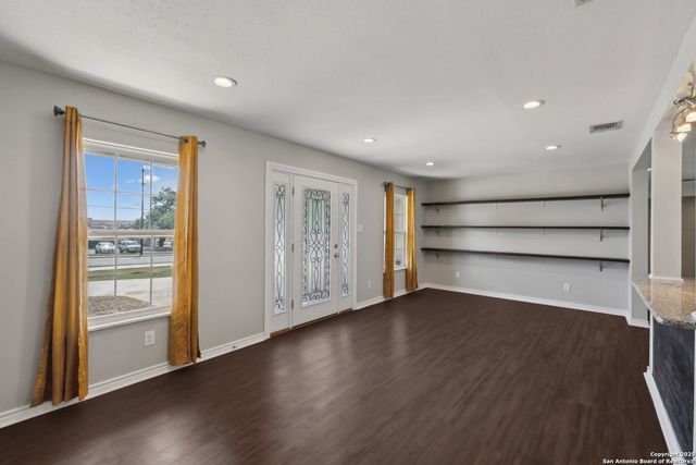 4871 Evers, San Antonio, TX 78228
