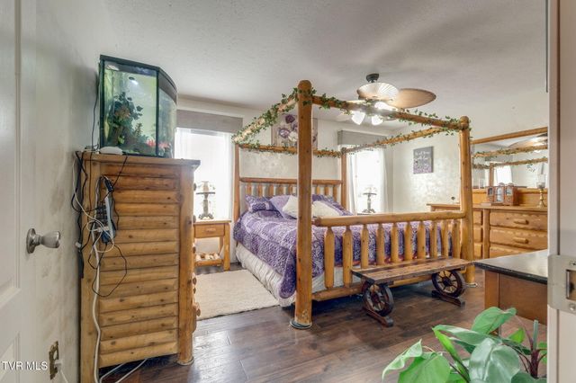 18378 Buffalo Pond Road, Bristol, VA 24202