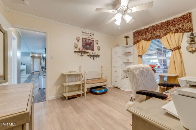 18378 Buffalo Pond Road, Bristol, VA 24202
