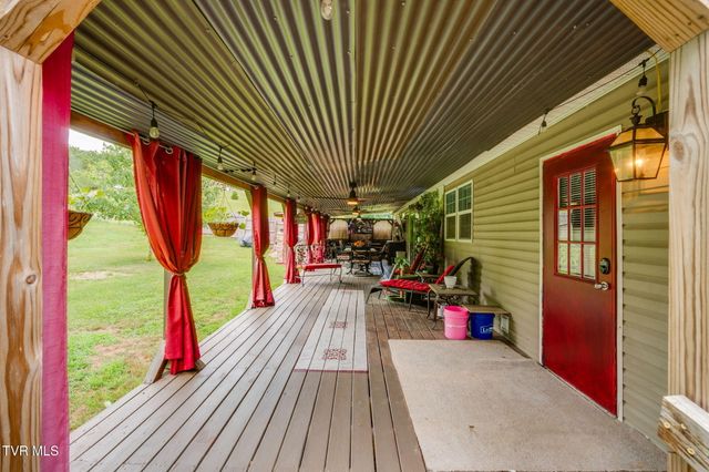 18378 Buffalo Pond Road, Bristol, VA 24202