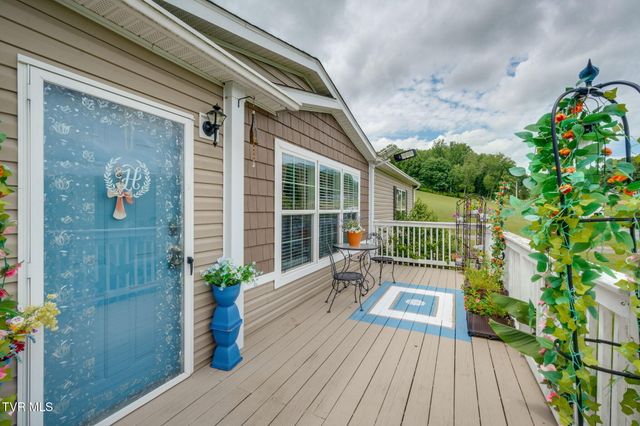18378 Buffalo Pond Road, Bristol, VA 24202