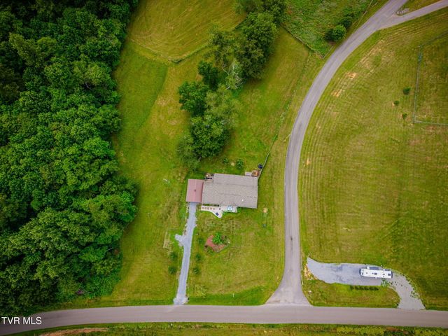 18378 Buffalo Pond Road, Bristol, VA 24202