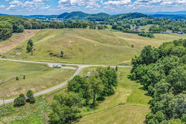18378 Buffalo Pond Road, Bristol, VA 24202