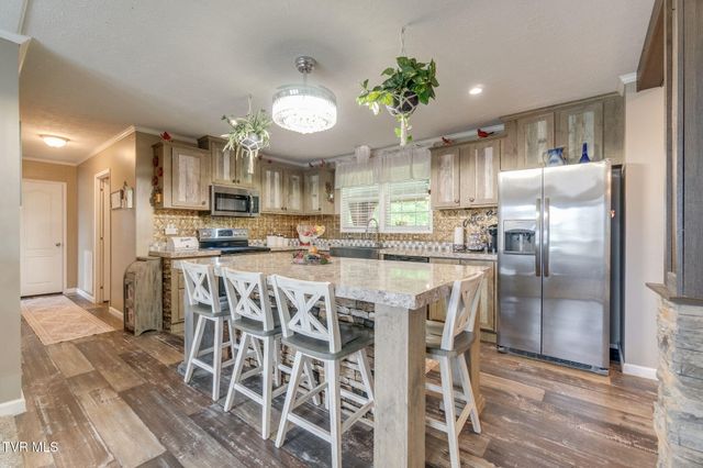 18378 Buffalo Pond Road, Bristol, VA 24202