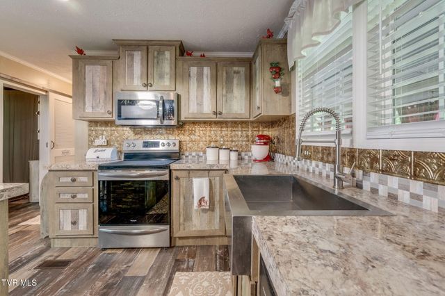 18378 Buffalo Pond Road, Bristol, VA 24202