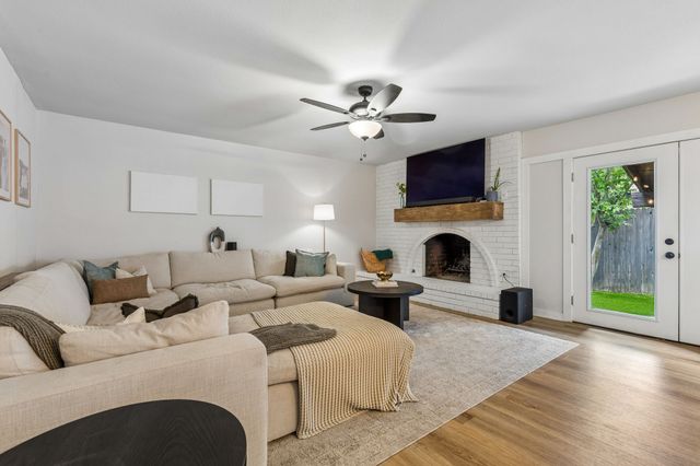 2733 Ripplewood Drive, Garland, TX 75044