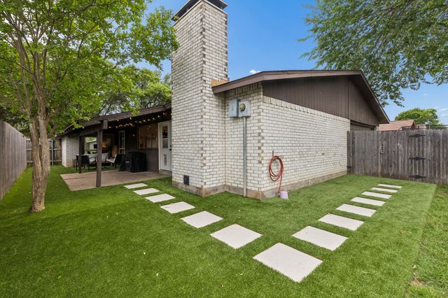 2733 Ripplewood Drive, Garland, TX 75044