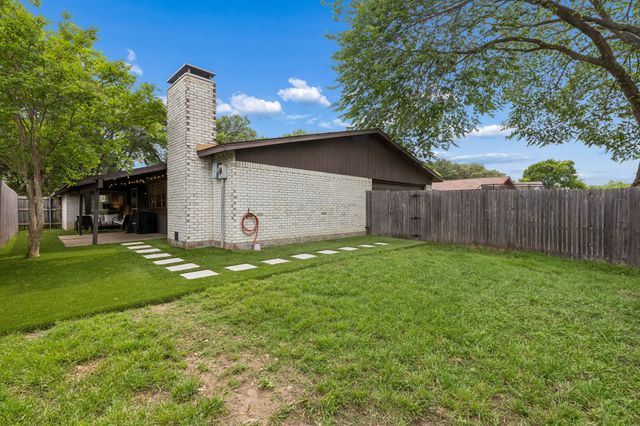 2733 Ripplewood Drive, Garland, TX 75044