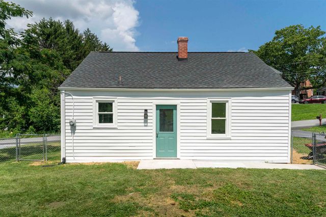 104 EAST AVE, Staunton, VA 24401