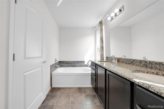 3236 Curtis Street, Wixom, MI 48393