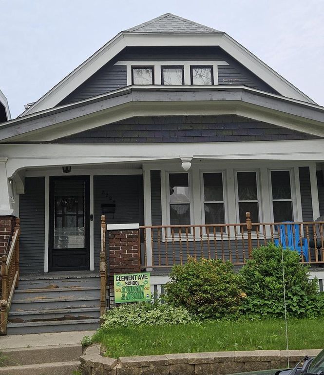 2224 S 33rd STREET, Milwaukee, WI 53215