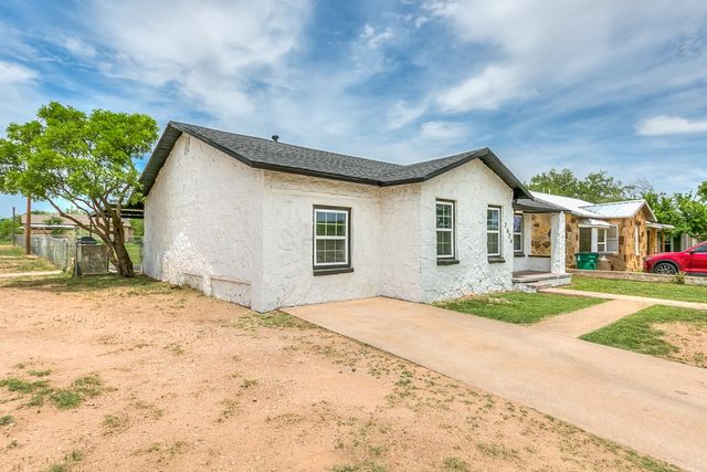 2624 Dallas Street, San Angelo, TX 76903