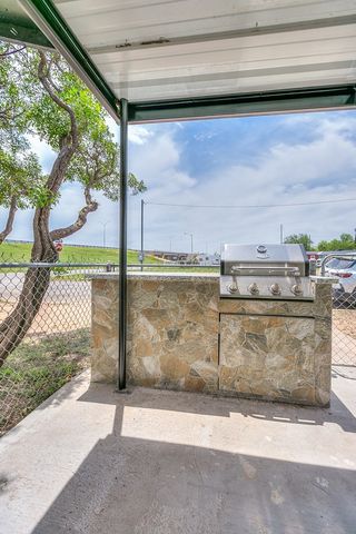 2624 Dallas Street, San Angelo, TX 76903