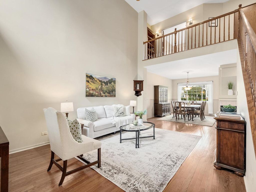 2596 Camberley Circle, Westchester, IL 60154 — photo 5