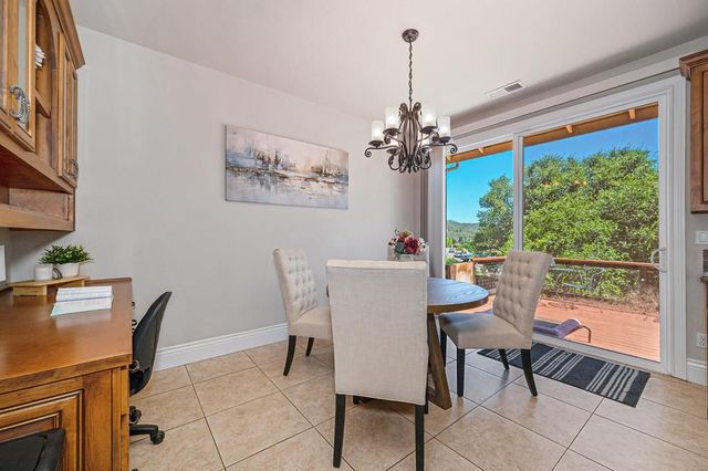 3000 Alhambra Ct, Cameron Park, CA 95682