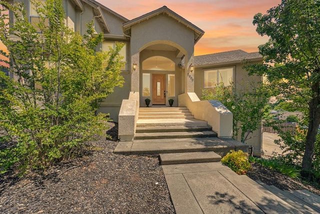 3000 Alhambra Ct, Cameron Park, CA 95682