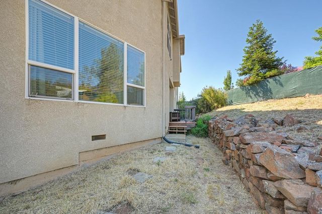 3000 Alhambra Ct, Cameron Park, CA 95682