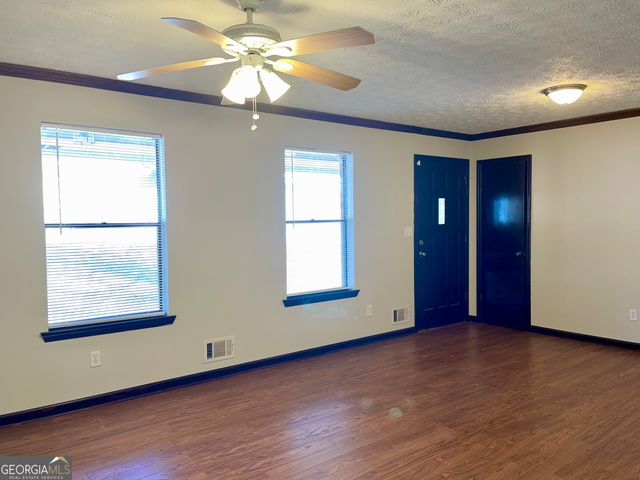 1032 Genny Lane, Riverdale, GA 30296