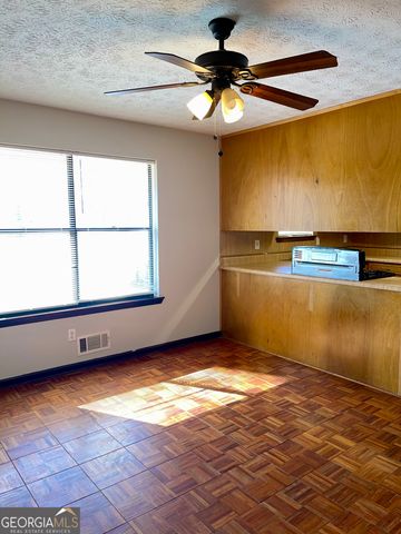 1032 Genny Lane, Riverdale, GA 30296