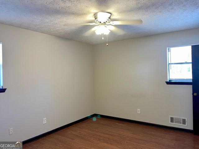 1032 Genny Lane, Riverdale, GA 30296