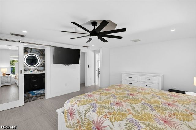 1874 Ibis LN, Sanibel, FL 33957