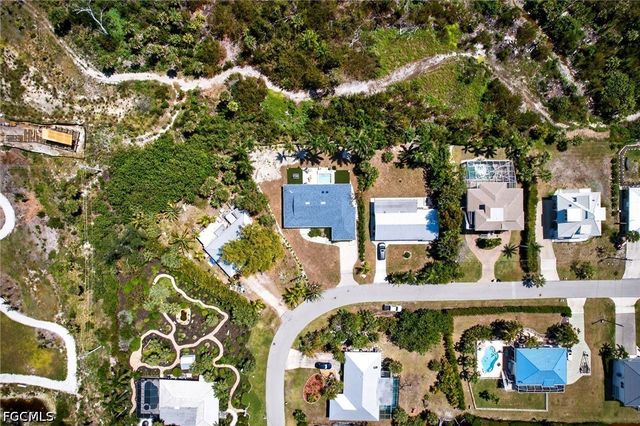 1874 Ibis LN, Sanibel, FL 33957