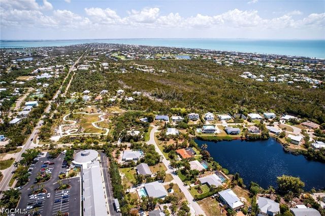 1874 Ibis LN, Sanibel, FL 33957