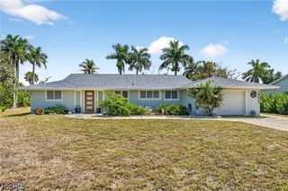 1874 Ibis LN, Sanibel, FL 33957