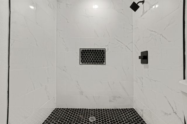 4367 Alamo Avenue, Fort Worth, TX 76107