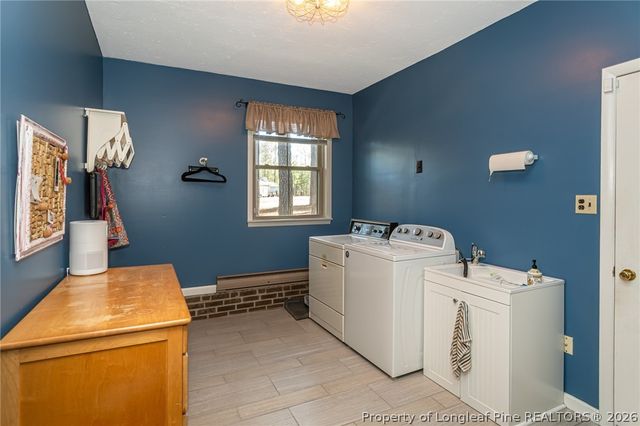 996 Point Hill Drive, Fayetteville, NC 28306