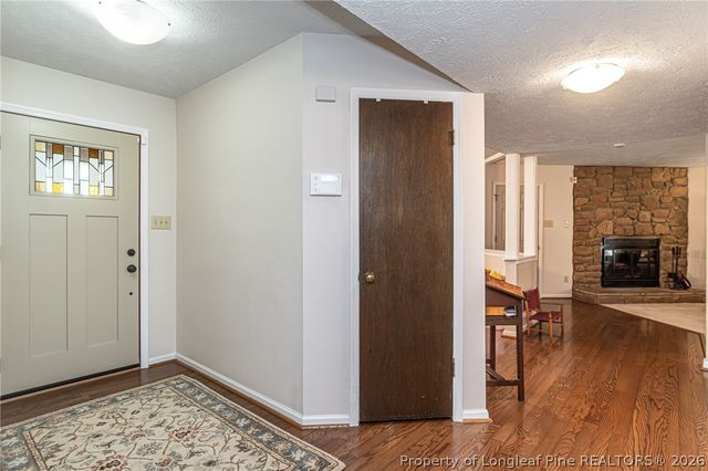 996 Point Hill Drive, Fayetteville, NC 28306